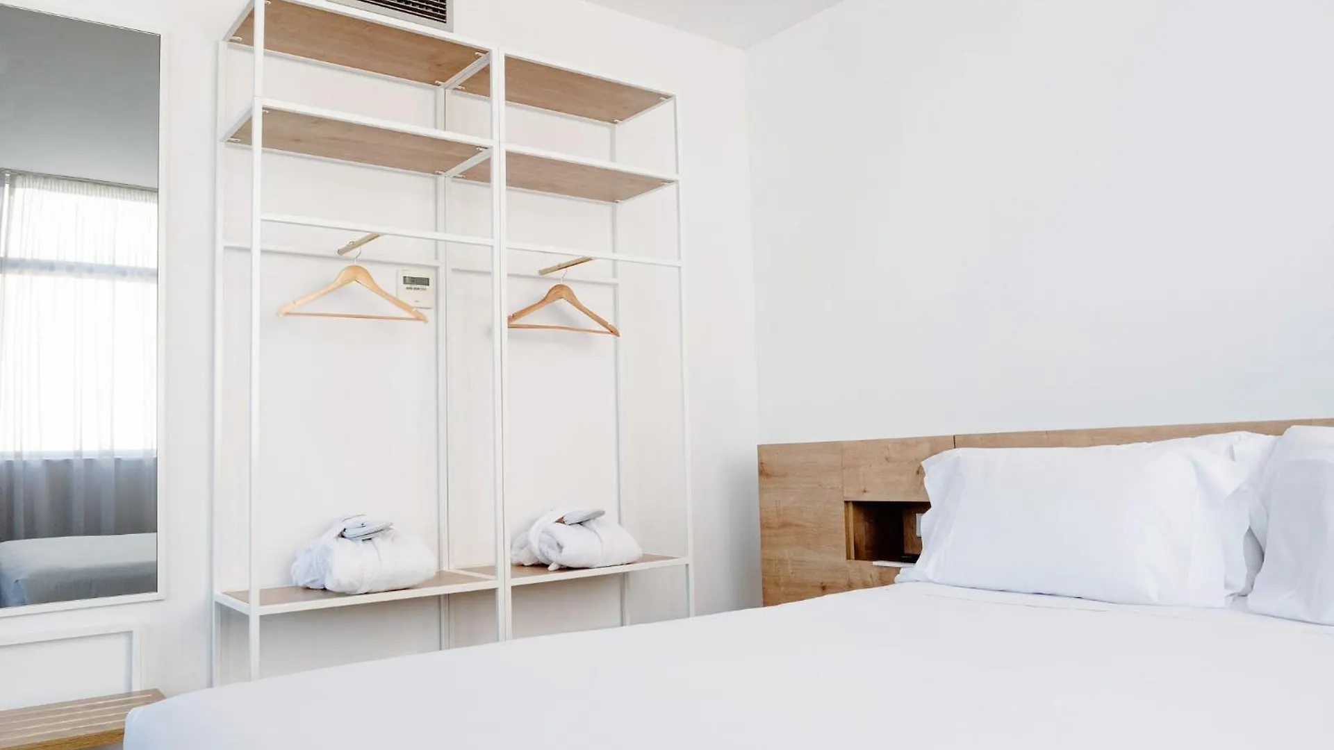 Sercotel Madrid Aeropuerto 4*,