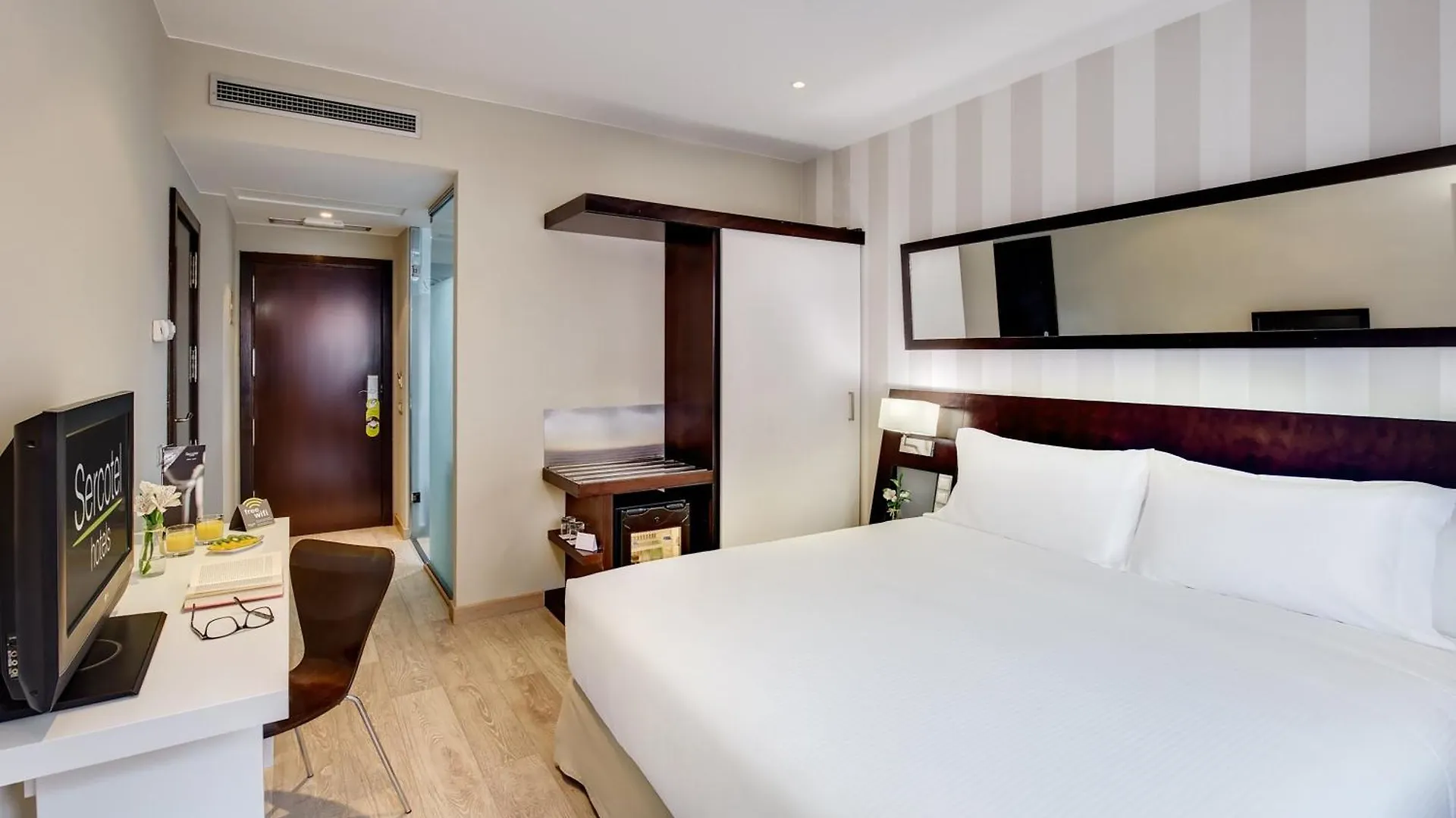 Sercotel Madrid Aeropuerto 4*,  Spanje